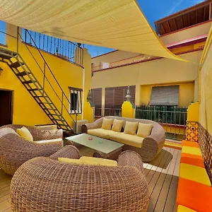 House -rooftop&jacuzzi -stayinseville 1614ft2 5be Villa